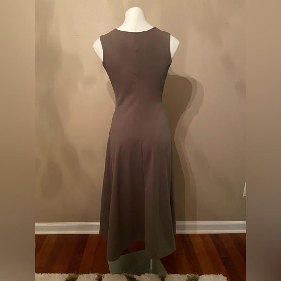 Uniqlo Women’s Olive Green Sleeveless Fit And Flare Midi Dress Size XS - Picture 3 of 5